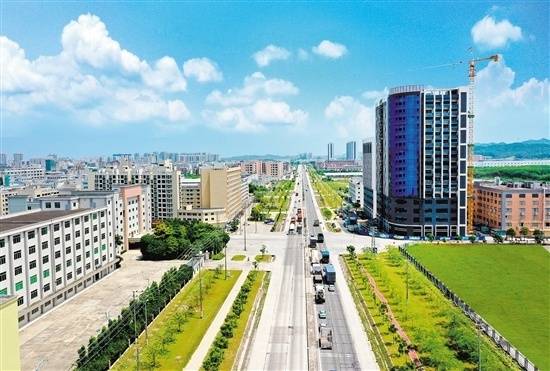 东成镇是恩平市重要的工业重镇,经济实现较高质量发展。东成镇供图 东成镇是恩平市重要的工业重镇,经济实现较高质量发展。东成镇供图