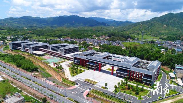 东江干部学院  东江干部学院